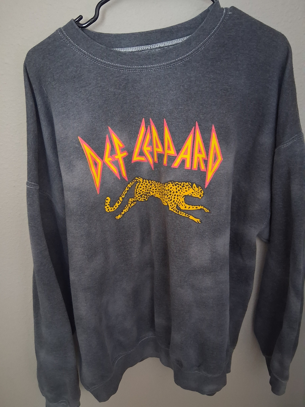 Unisex Def Leppard Gray Graphic Crewneck Sweatshirt XL
